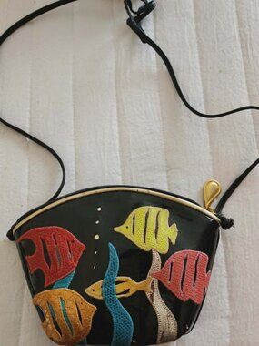 Beautiful vintage Accents by Sharif crossbody bag